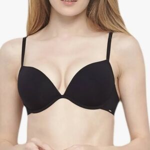 NWT Beme NYC Essensuals Plunge Light Push Up Underwire Bra Pitch Black 32B